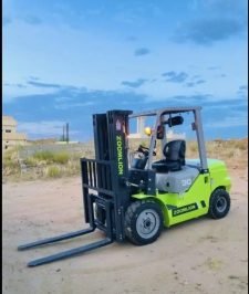 صورة اعلان : رافعه شوكية سكين فوركلفت للايجار جده