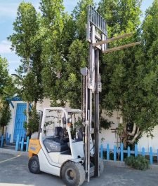 صورة اعلان : فوركلفت رافعة شوكية 2017 مخزنة ستيل اوروبي مكينة ينمر