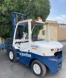 صورة اعلان : فوركلفت رافعة شوكية 5 طن للبيع