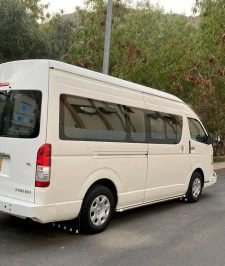صورة اعلان : باص 14 راكب لنقل الزوار والمعتمرين