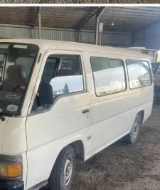 صورة اعلان : باص ركاب نيسان94