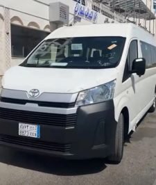صورة اعلان : باص تويوتا 13 راكب موديل 2025