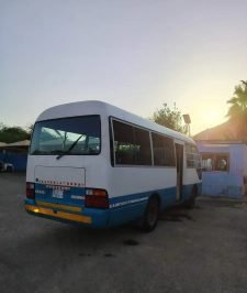 صورة اعلان : باص كوتسر مديل 2001 للإيجار