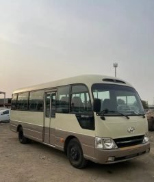 صورة اعلان : باص – هونداي – كونتي – 2015