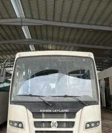 صورة اعلان : باص اشوك ليلاند 2025