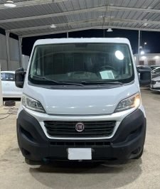 صورة اعلان : باص 2020 قير عادي ديزل