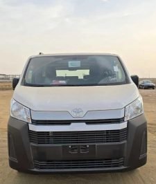 صورة اعلان : تويوتا باص 2025 بضاعه سقف منخفض