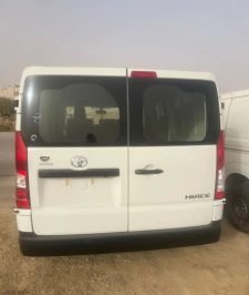 صورة اعلان : تويوتا باص هايس بضاعه سقف عالي 2025