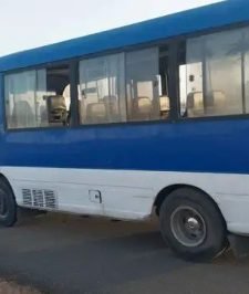 صورة اعلان : باص للأيجار 2002