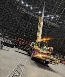 صورة اعلان : كرينات للجار مشوار يومي مكه حي انسيم