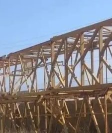 صورة اعلان : تاور كرين رافعة برجية (Tower Cranes)