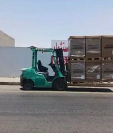 صورة اعلان : تأجير رافعه شوكيه سكينه فوركلفت دينه ونش 3طن سيزرلفت كرين