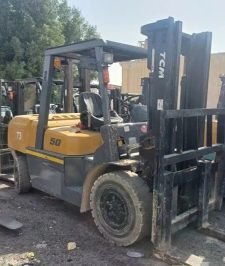 صورة اعلان : رافعه شوكيه للايجار فوركلفت سيزرلفت كرين ونش مان لفت بوم ترا