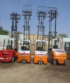 صورة اعلان : تاجير رافعات شوكيه