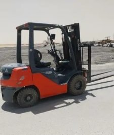 صورة اعلان : فوركلفت رافعات شوكيه كرينات للأيجار