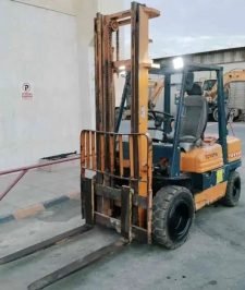 صورة اعلان : للبيع رافعه شوكيه تايوتا ديزل 3طن