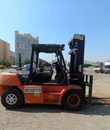 صورة اعلان : رافعات شوكية للايجار يومي شهري