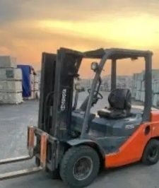 صورة اعلان : رافعه شوكيه للايجار اليومي والشهري مكه