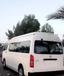 صورة اعلان : باص للايجار