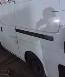 صورة اعلان : باص نيسان اورفان 2021 ثلاجة