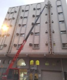 صورة اعلان : رافعه كرين رفع عمال ب الصندوق