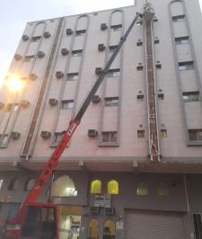 صورة اعلان : رافعه كرين رفع عمال ب الصندوق