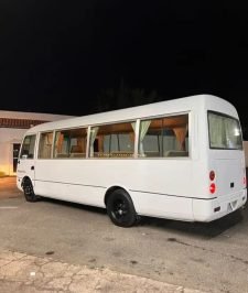 صورة اعلان : باص للايجار