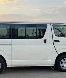 صورة اعلان : تويوتا هايس موديل 2009 نظيف