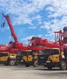 صورة اعلان : 8: Mobile Crane Hire for Industrial Projects