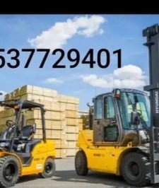 صورة اعلان : سكين Forklift كلارك للأيجار.