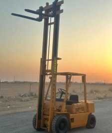 صورة اعلان : رافعة شوكية فوركلفت كوماتسو للبيع