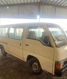 صورة اعلان : باص ركاب نيسان94