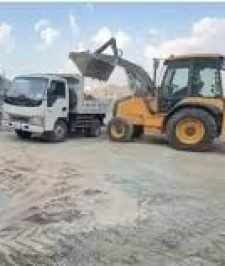 صورة اعلان : معدات ثقليه لإيجار الشهري ( بوكلينات- جي سي بي- شيولات)