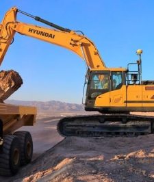 صورة اعلان : معدات إيجار بوكلينات و شيولات و دركترات و دكاكه