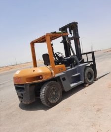 صورة اعلان : رافعة شوكيّة سبعه طن للايجار