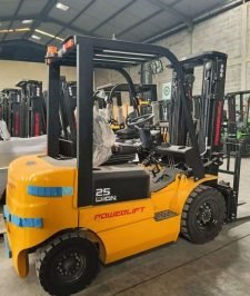 صورة اعلان : تأجير رافعات شوكية عملاقة 10 طن بجدة