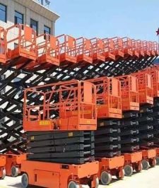 صورة اعلان : scissors lifts rental Jeddah Riyadh Dammam Cranes