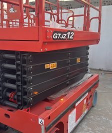 صورة اعلان : سيزرلفت للايجار في الدمام