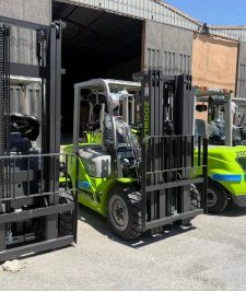 صورة اعلان : فوركلفت للايجار في الدمام