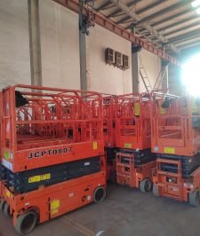 صورة اعلان : فوركلفت للإيجار في جدة