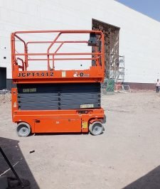 صورة اعلان : مان لفت سيزرلفت فوركلفت للايجار الدمام