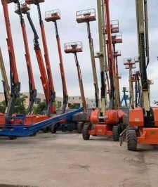 صورة اعلان : 4️⃣ ⭐ Articulated Boom Lift Rental Saudi Arabia Riyadh Jeddah Makkah – Flexible Access