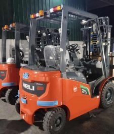 صورة اعلان : فوركلفت للأيجار في الدمام | 2026