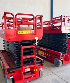 صورة اعلان : تأجير _ ايجار سيزر لفت 8 متر كهرباء بالدمام