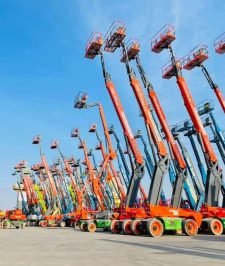 صورة اعلان : فوركلفت و سيزر لفت و مانلفت للايجار بالرياض