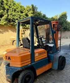 صورة اعلان : سيزر لفت للايجار في الدمام | رافعة مقصية للايجار بالدمام | تاجير سيزر لفت بالدمام