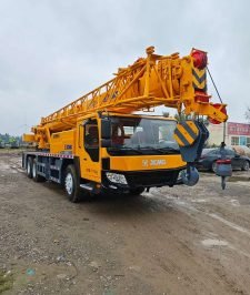 صورة اعلان : Best Crane Rental in Riyadh, Jeddah & Dammam | Mobile, Tower & Crawler Cranes | 10T–150T Hire