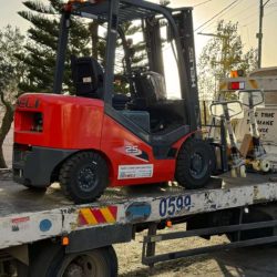 Forklift-For-Rent-In-Dammam-Saudi-Arabia-Riyadh-Jubail-Al-Khobar-3-1