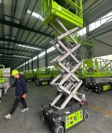 صورة اعلان : فوركلفت و سيزر لفت و مانلفت للايجار بالرياض