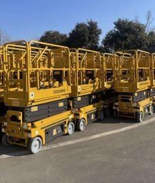صورة اعلان : 7️⃣ ⭐ Electric & Diesel Scissor Lift Rental Jeddah – Saudi Arabia